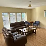 Number 7 Bank House Schull