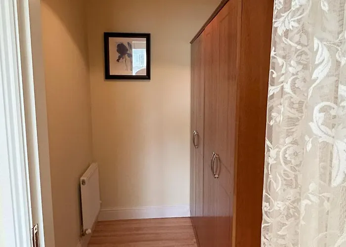 Semesterbostad Number 7 Bank House