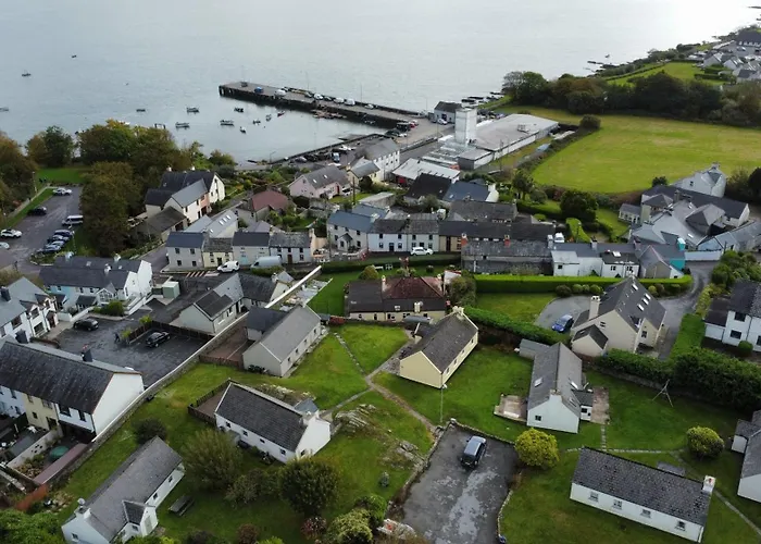 Semesterbostad Number 7 Bank House Schull