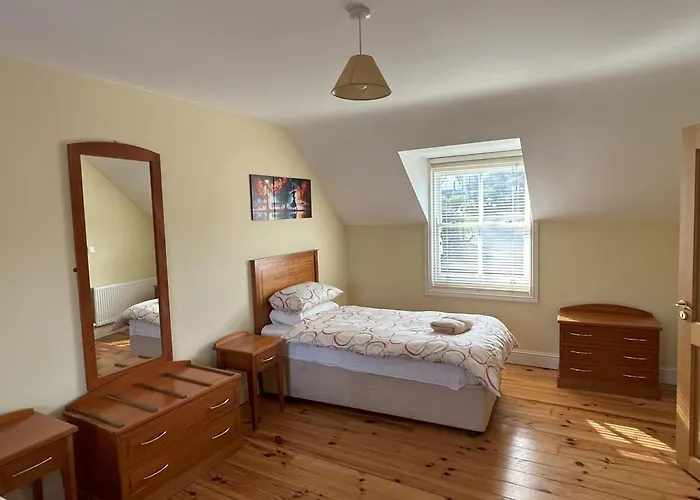 Semesterbostad Number 7 Bank House *